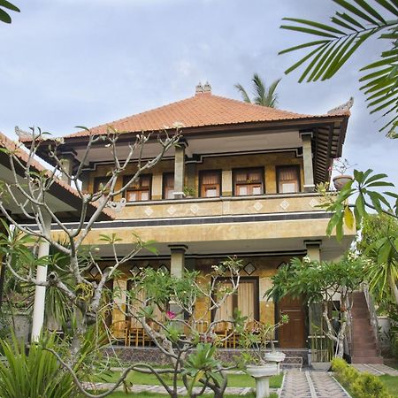 Arya Inn Enny Salon And Spa レンボンガン島 エクステリア 写真
